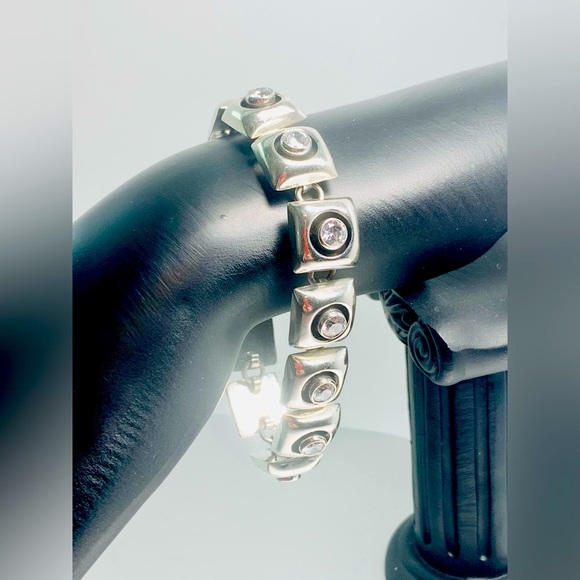 Silpada Rare Luxurious Oxidized Sterling Lrg Square W/ Round CZ Tennis Bracelet - Picture 1 of 16